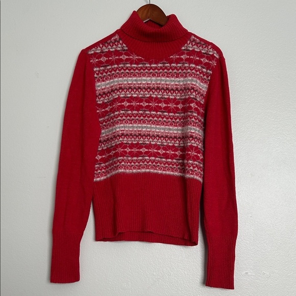 Cozy Red Fair Isle Turtleneck Sweater – Soft Wool Blend with Angora, Size XL - Picture 2 of 8